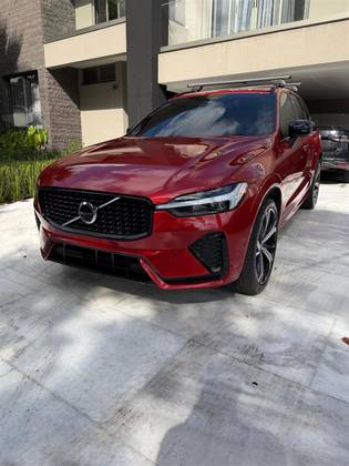 VOLVO XC60 2.0 T8 RECHARGE ULTIMATE DARK AWD GEARTRONIC